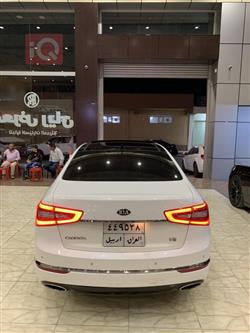 Kia Cadenza